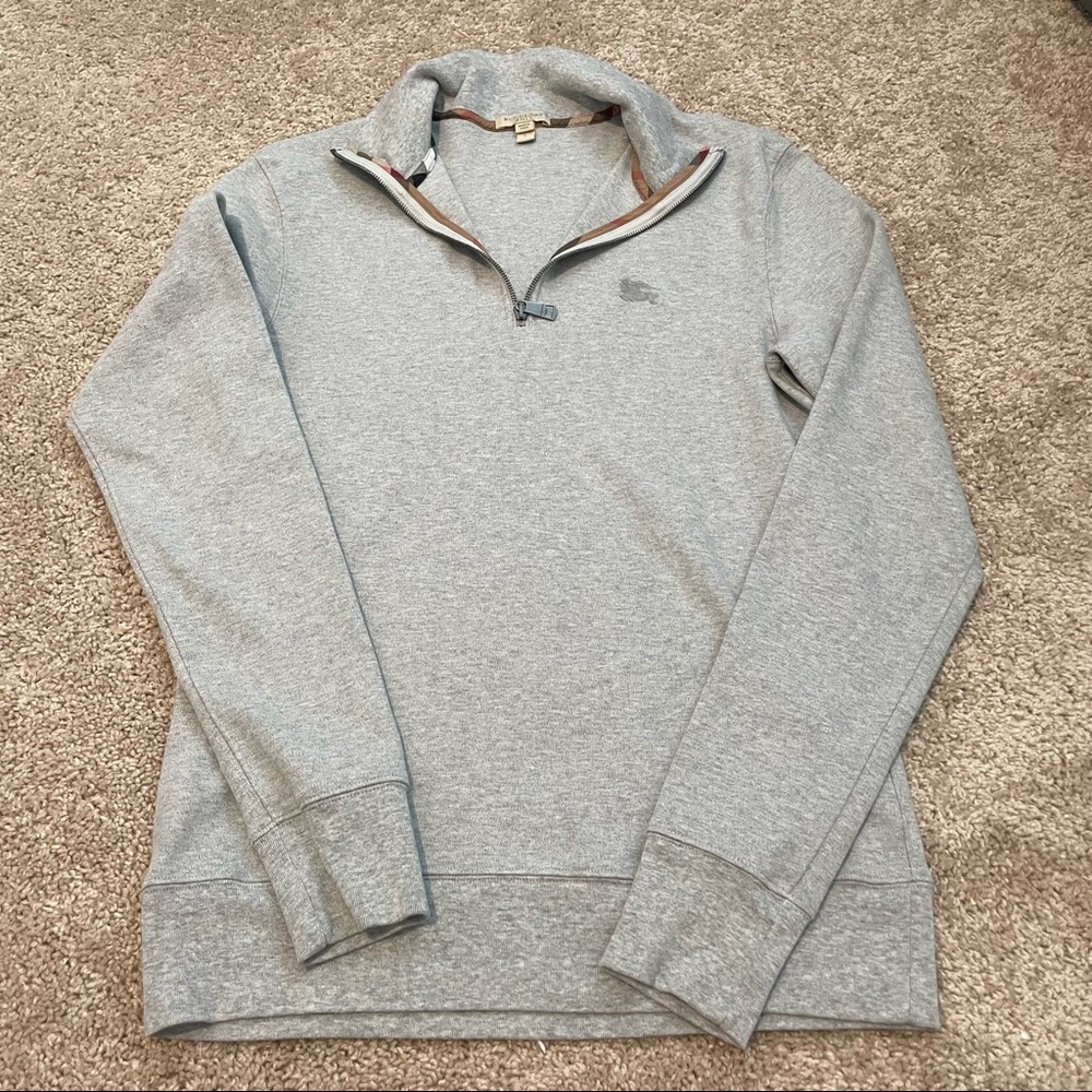 Burberry mens half zip